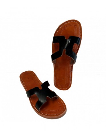 Handmade sandal in natural leather