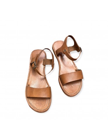 Sandale en vrai cuir...