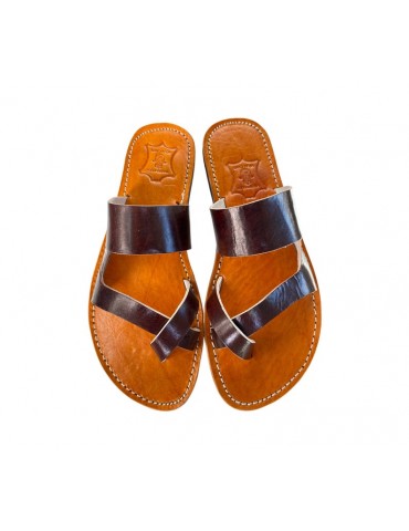 Feminin sandal i äkta...